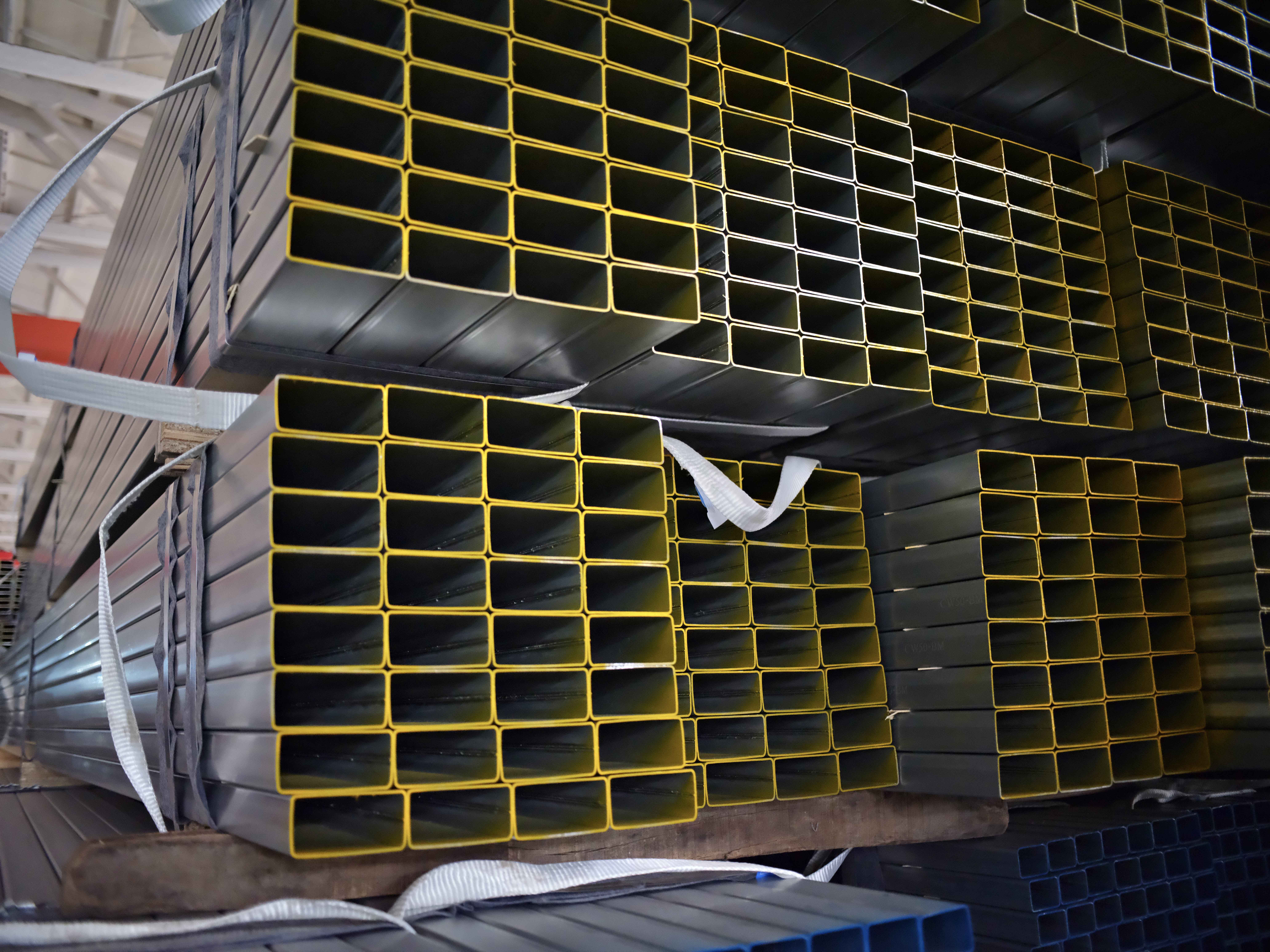 Custom-made welded pipes in diameters of 40-100mm